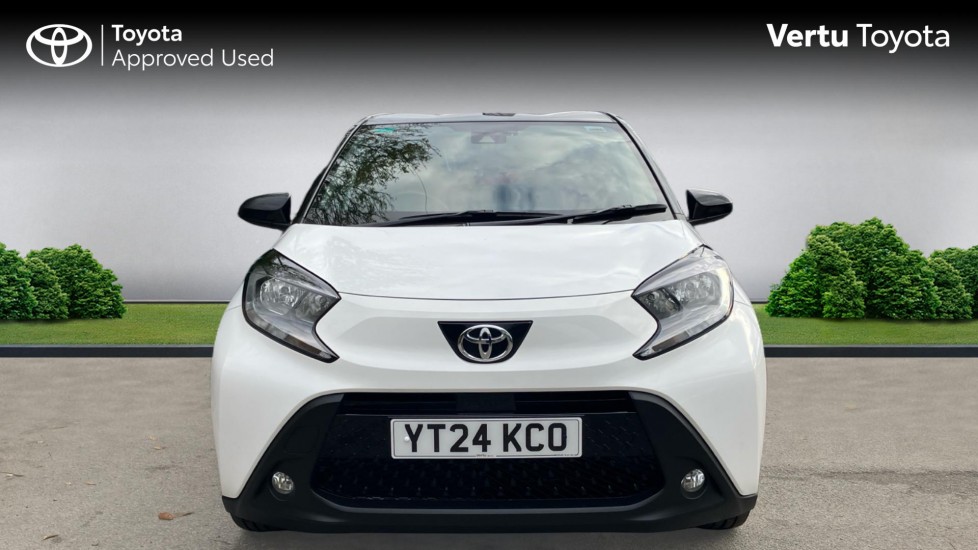 Toyota Aygo X 1.0 VVT-i Edge 5dr Petrol Hatchback - Image 22