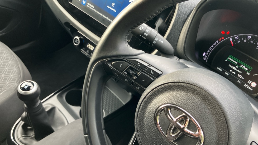 Toyota Aygo X 1.0 VVT-i Edge 5dr Petrol Hatchback - Image 33