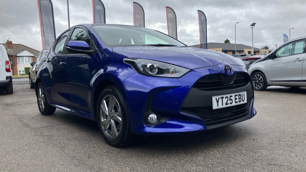 Toyota Yaris 1.5 Hybrid Icon 5dr CVT Hybrid Hatchback - Image 20