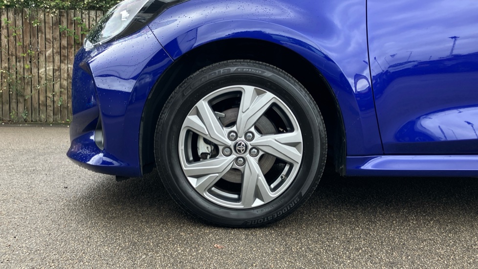 Toyota Yaris 1.5 Hybrid Icon 5dr CVT Hybrid Hatchback - Image 25