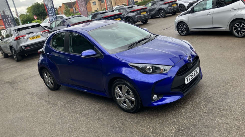 Toyota Yaris 1.5 Hybrid Icon 5dr CVT Hybrid Hatchback - Image 29