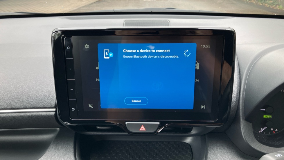 Toyota Yaris 1.5 Hybrid Icon 5dr CVT Hybrid Hatchback - Image 37
