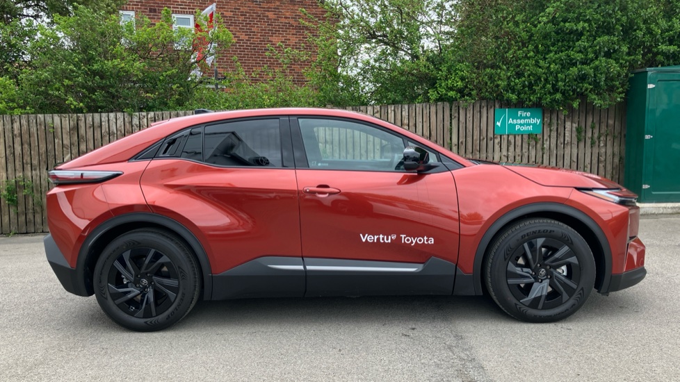 Toyota C-HR+ 165kW Design 77kWh 5dr Auto Electric Hatchback - Image 23