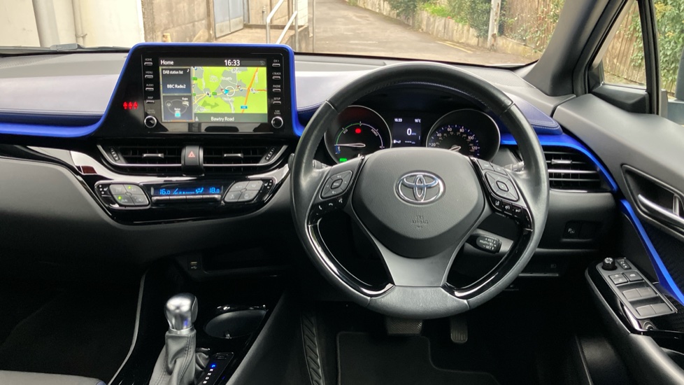Toyota C-HR 1.8 Hybrid Dynamic 5dr CVT Hybrid Hatchback - Image 7