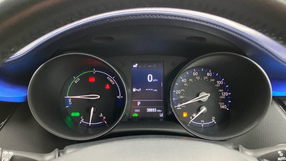 Toyota C-HR 1.8 Hybrid Dynamic 5dr CVT Hybrid Hatchback - Image 11