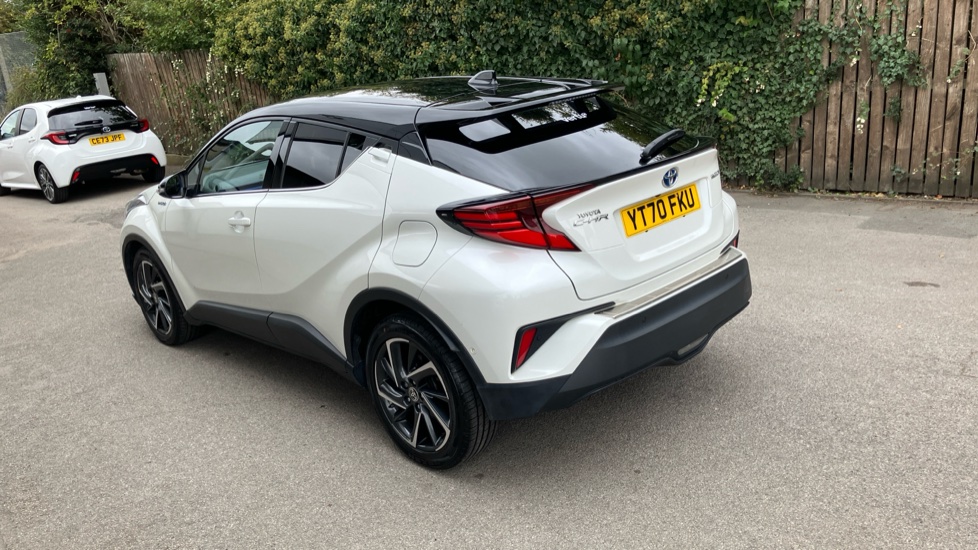 Toyota C-HR 1.8 Hybrid Dynamic 5dr CVT Hybrid Hatchback - Image 33