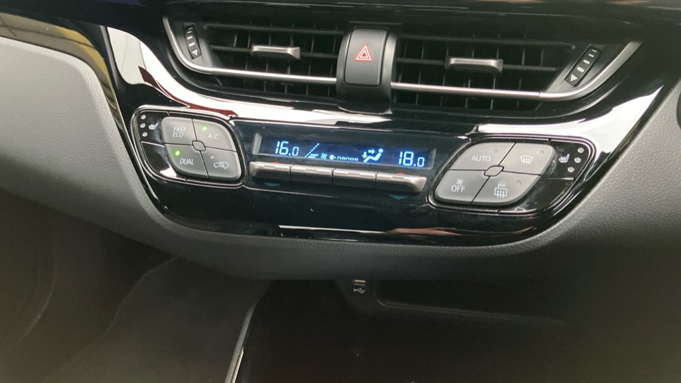 Toyota C-HR 1.8 Hybrid Dynamic 5dr CVT Hybrid Hatchback - Image 36