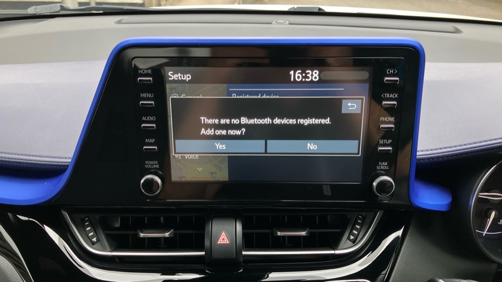 Toyota C-HR 1.8 Hybrid Dynamic 5dr CVT Hybrid Hatchback - Image 39