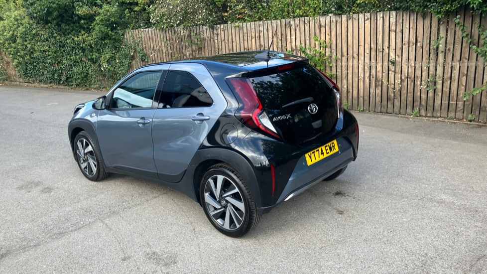 Toyota Aygo X 1.0 VVT-i Exclusive 5dr Auto Petrol Hatchback - Image 32