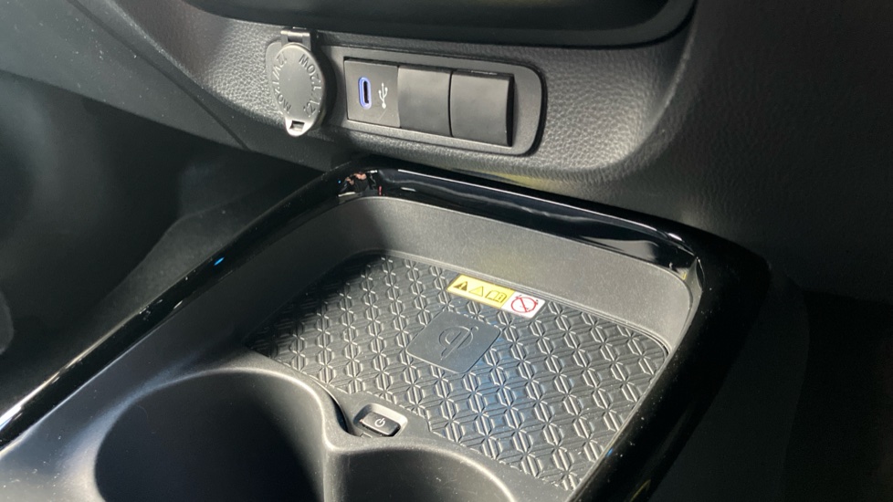 Toyota Aygo X 1.0 VVT-i Exclusive 5dr Auto Petrol Hatchback - Image 36