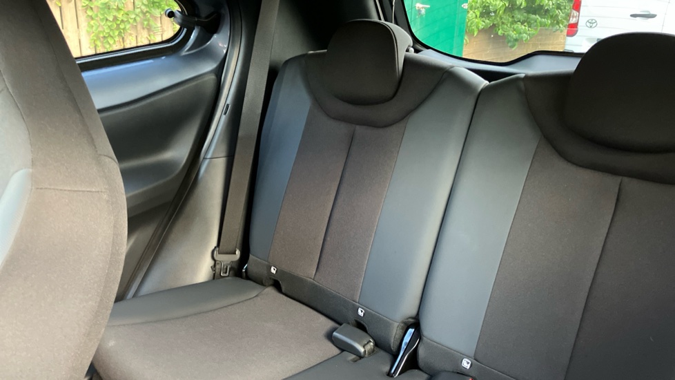 Toyota Aygo X 1.0 VVT-i Exclusive 5dr Auto Petrol Hatchback - Image 37