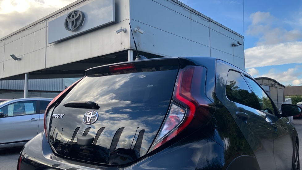 Toyota Aygo X 1.0 VVT-i Exclusive 5dr Auto Petrol Hatchback - Image 38