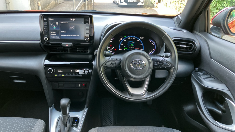 Toyota Yaris Cross 1.5 Hybrid Design 5dr CVT Hybrid Estate - Image 7