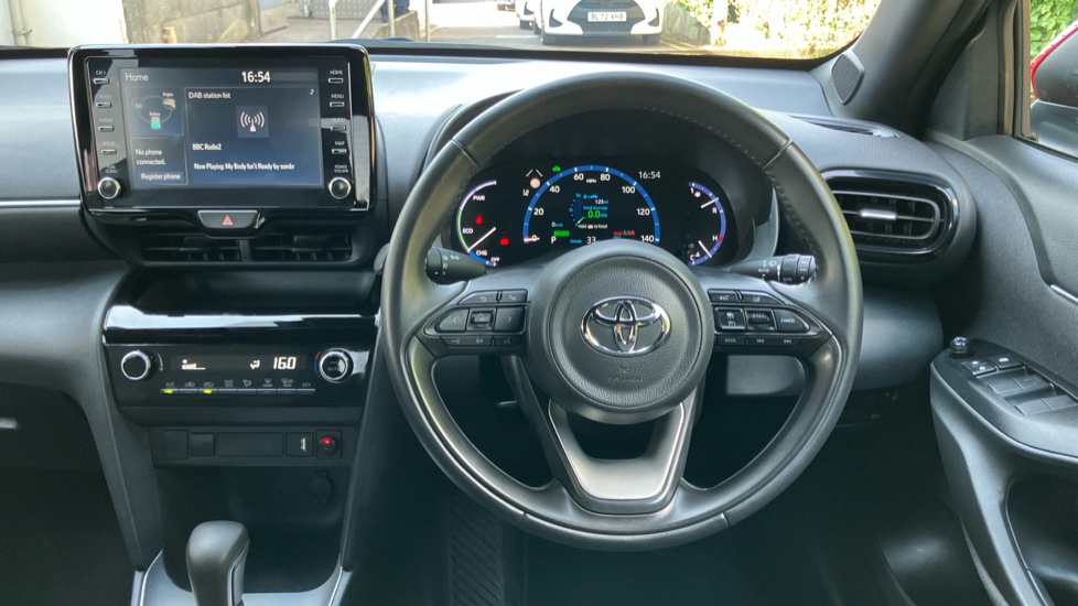 Toyota Yaris Cross 1.5 Hybrid Design 5dr CVT Hybrid Estate - Image 10