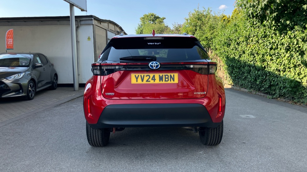 Toyota Yaris Cross 1.5 Hybrid Design 5dr CVT Hybrid Estate - Image 26