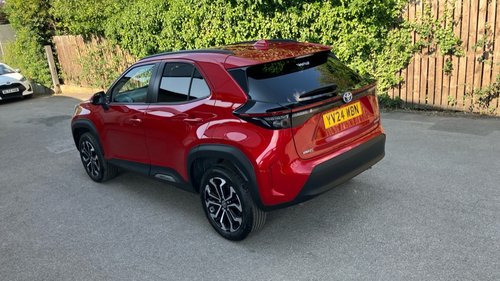 Toyota Yaris Cross 1.5 Hybrid Design 5dr CVT Hybrid Estate - Image 32