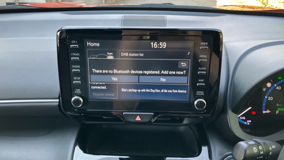 Toyota Yaris Cross 1.5 Hybrid Design 5dr CVT Hybrid Estate - Image 39