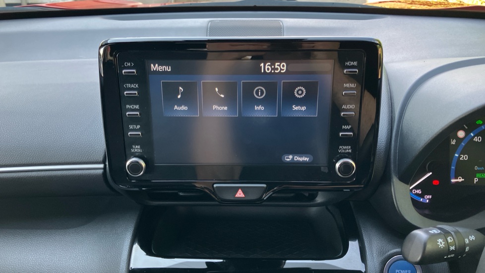 Toyota Yaris Cross 1.5 Hybrid Design 5dr CVT Hybrid Estate - Image 41
