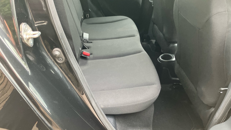 Toyota Aygo X 1.0 VVT-i Pure 5dr Petrol Hatchback - Image 14