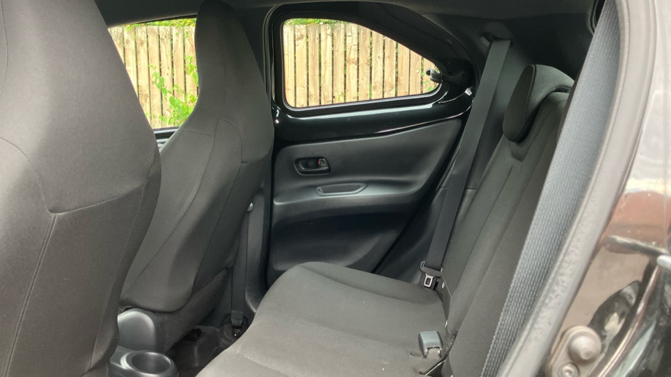 Toyota Aygo X 1.0 VVT-i Pure 5dr Petrol Hatchback - Image 15