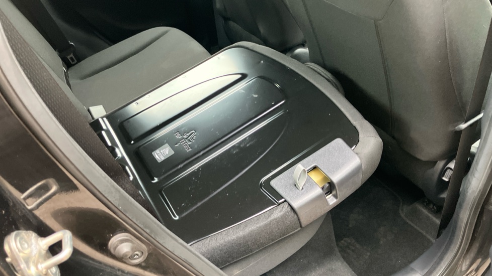 Toyota Aygo X 1.0 VVT-i Pure 5dr Petrol Hatchback - Image 18