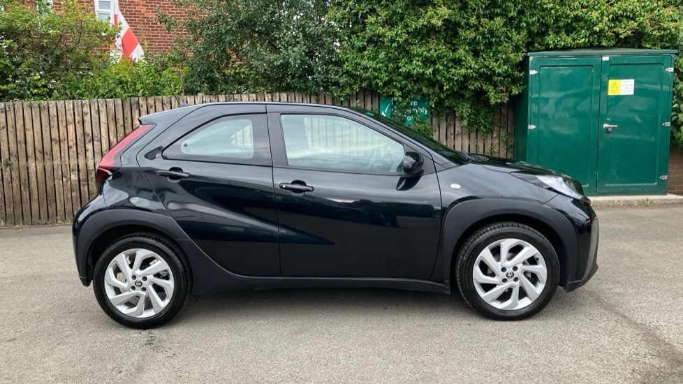 Toyota Aygo X 1.0 VVT-i Pure 5dr Petrol Hatchback - Image 23