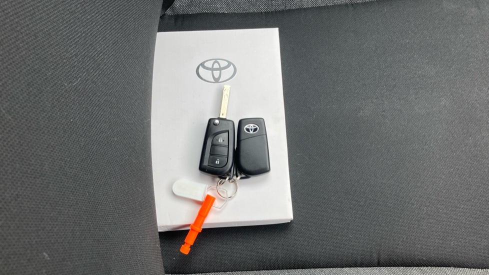 Toyota Aygo X 1.0 VVT-i Pure 5dr Petrol Hatchback - Image 28