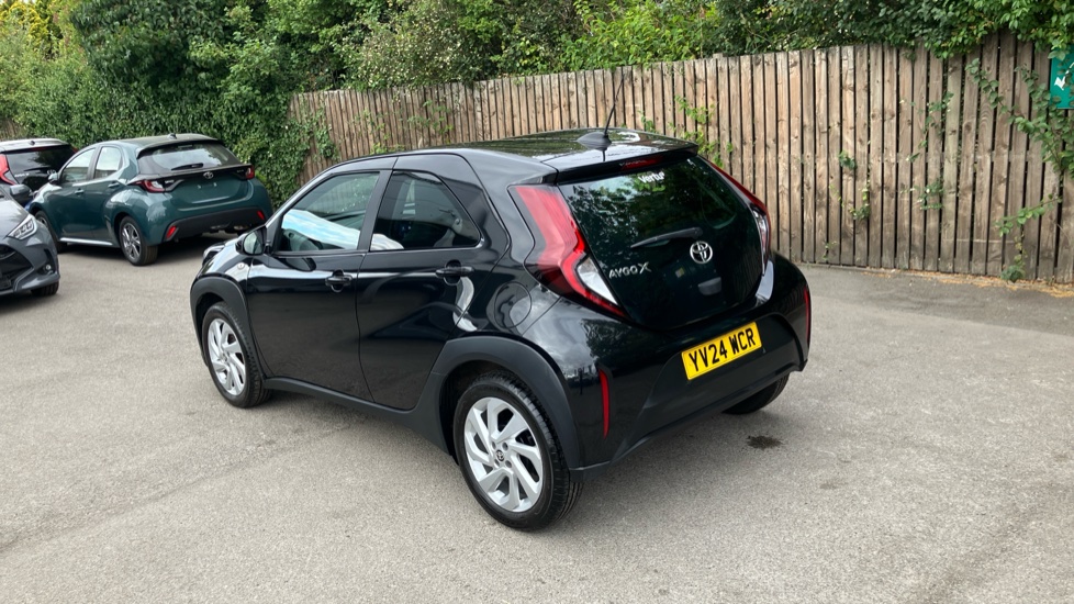Toyota Aygo X 1.0 VVT-i Pure 5dr Petrol Hatchback - Image 31