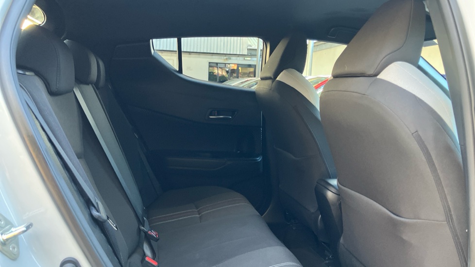 Toyota C-HR 2.0 Hybrid GR Sport 5dr CVT Hybrid Hatchback - Image 8