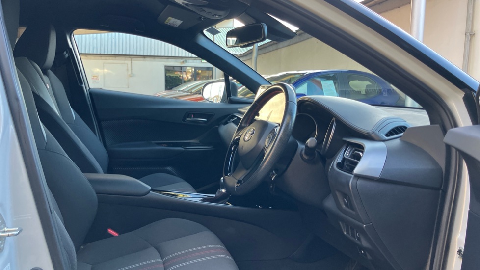 Toyota C-HR 2.0 Hybrid GR Sport 5dr CVT Hybrid Hatchback - Image 12