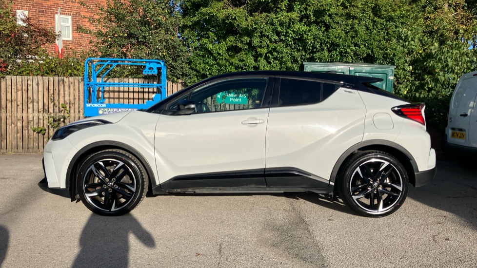 Toyota C-HR 2.0 Hybrid GR Sport 5dr CVT Hybrid Hatchback - Image 24