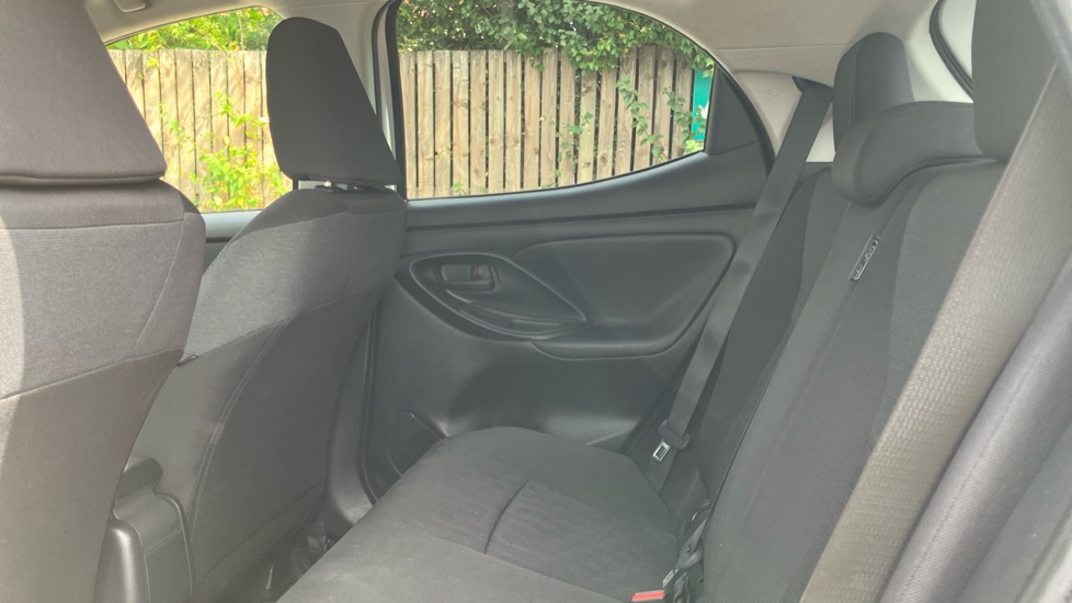 Toyota Yaris 1.5 Hybrid Design 5dr CVT Hybrid Hatchback - Image 15