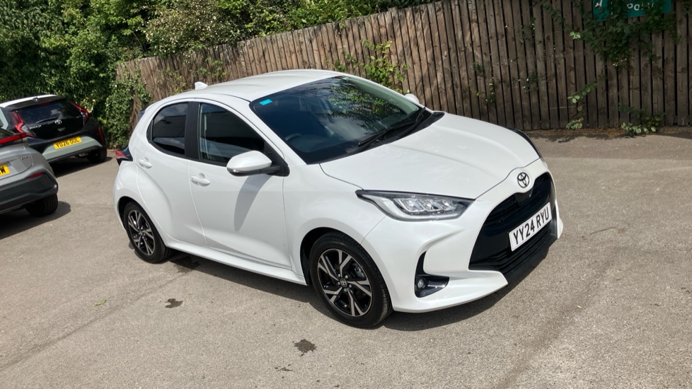 Toyota Yaris 1.5 Hybrid Design 5dr CVT Hybrid Hatchback - Image 29