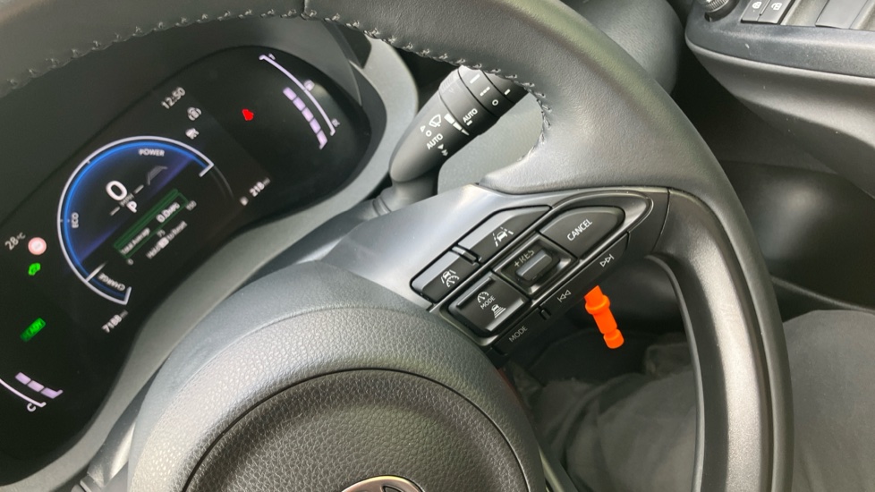Toyota Yaris 1.5 Hybrid Design 5dr CVT Hybrid Hatchback - Image 33