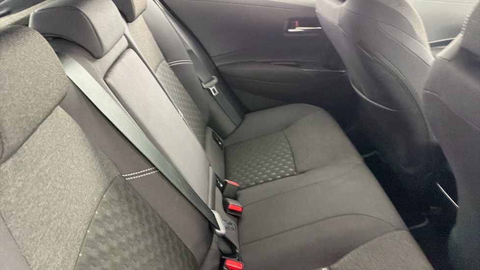 Toyota Corolla 1.8 Hybrid Icon 5dr CVT Hybrid Hatchback - Image 8