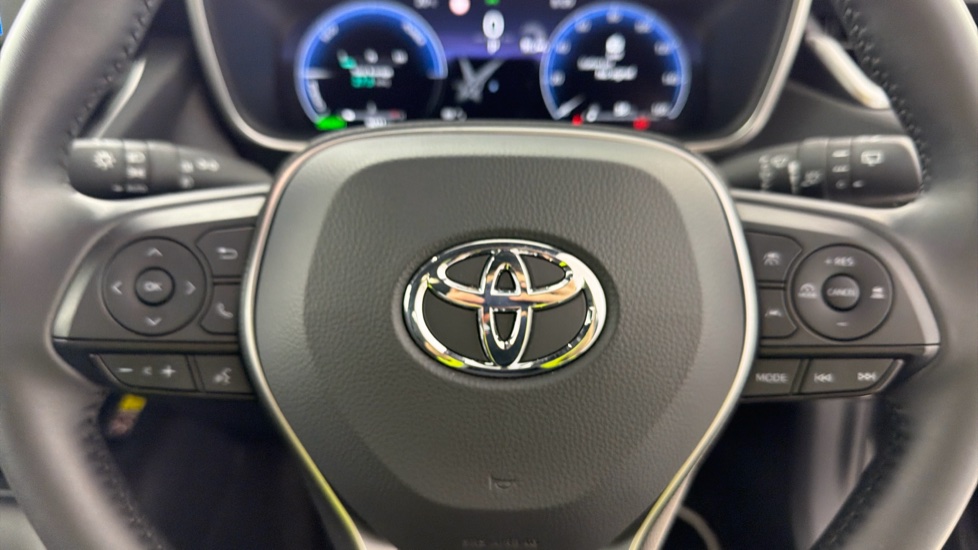 Toyota Corolla 1.8 Hybrid Icon 5dr CVT Hybrid Hatchback - Image 10