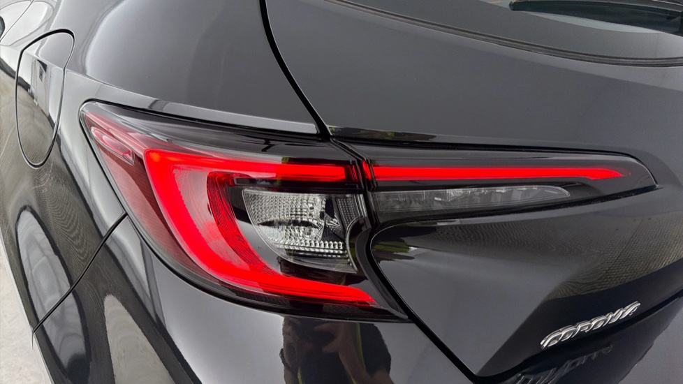 Toyota Corolla 1.8 Hybrid Icon 5dr CVT Hybrid Hatchback - Image 21