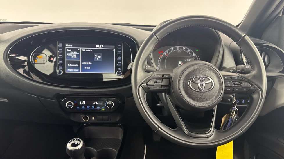 Toyota Aygo X 1.0 VVT-i Edge 5dr Petrol Hatchback - Image 7