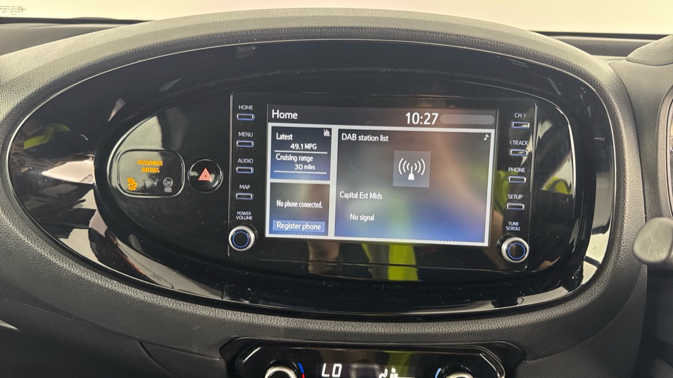 Toyota Aygo X 1.0 VVT-i Edge 5dr Petrol Hatchback - Image 9