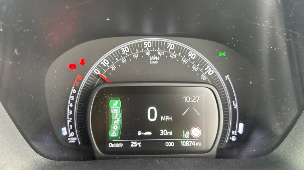 Toyota Aygo X 1.0 VVT-i Edge 5dr Petrol Hatchback - Image 11