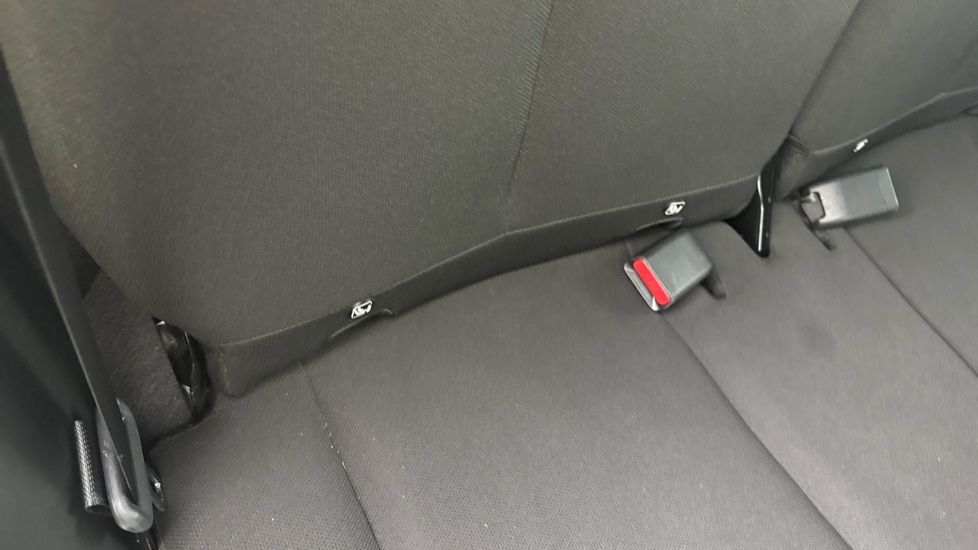 Toyota Aygo X 1.0 VVT-i Edge 5dr Petrol Hatchback - Image 14