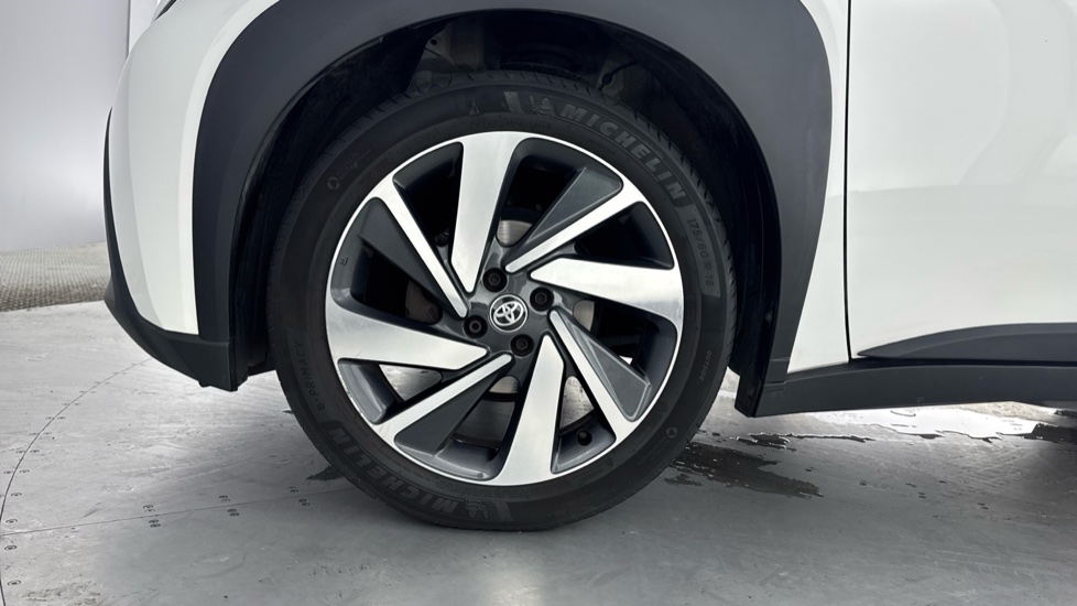 Toyota Aygo X 1.0 VVT-i Edge 5dr Petrol Hatchback - Image 25