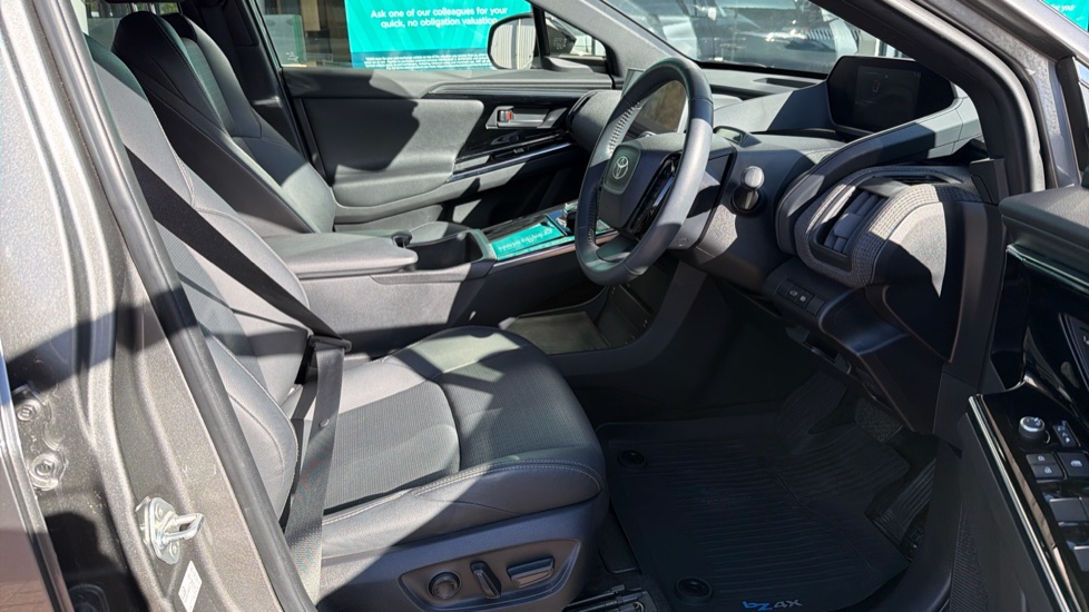 Toyota bZ4X 150kW Vision 71.4kWh 5dr Auto Electric Hatchback - Image 12