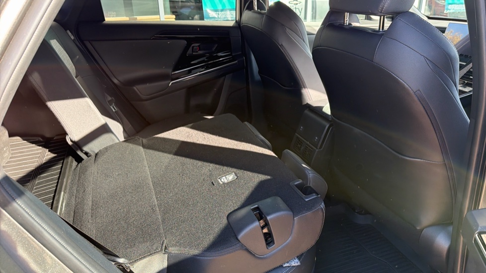Toyota bZ4X 150kW Vision 71.4kWh 5dr Auto Electric Hatchback - Image 18