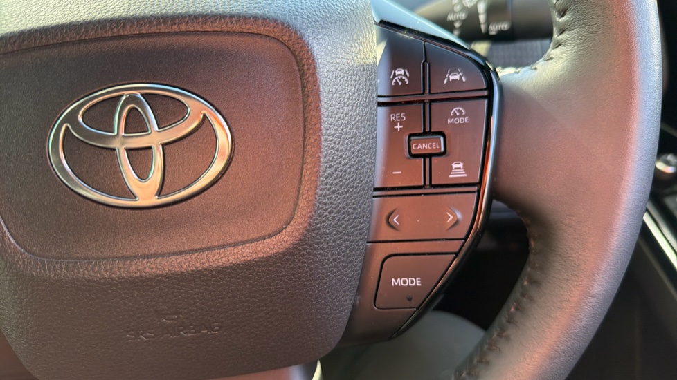 Toyota bZ4X 150kW Vision 71.4kWh 5dr Auto Electric Hatchback - Image 39
