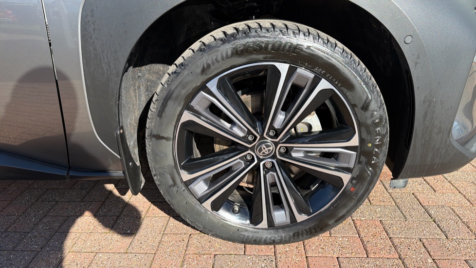 Toyota bZ4X 150kW Vision 71.4kWh 5dr Auto Electric Hatchback - Image 42