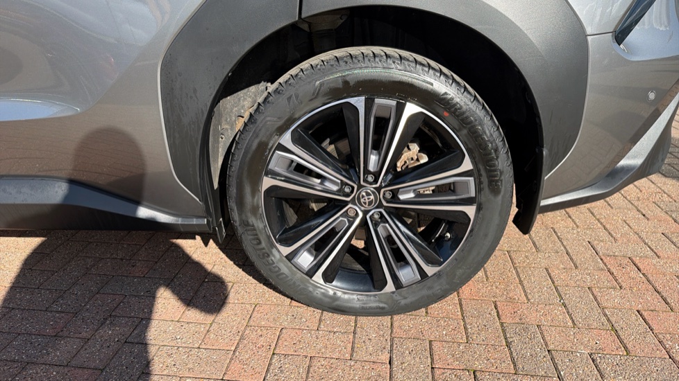 Toyota bZ4X 150kW Vision 71.4kWh 5dr Auto Electric Hatchback - Image 45