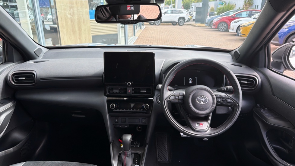 Toyota Yaris Cross 1.5 Hybrid GR Sport 5dr CVT Hybrid Estate - Image 6