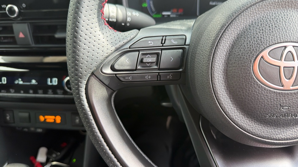 Toyota Yaris Cross 1.5 Hybrid GR Sport 5dr CVT Hybrid Estate - Image 36