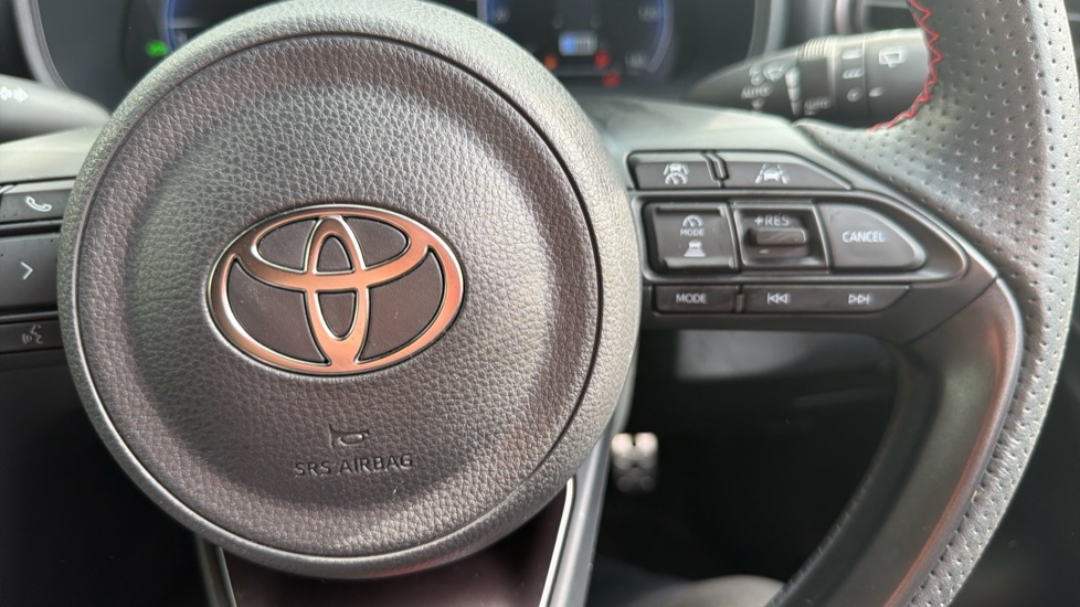 Toyota Yaris Cross 1.5 Hybrid GR Sport 5dr CVT Hybrid Estate - Image 37